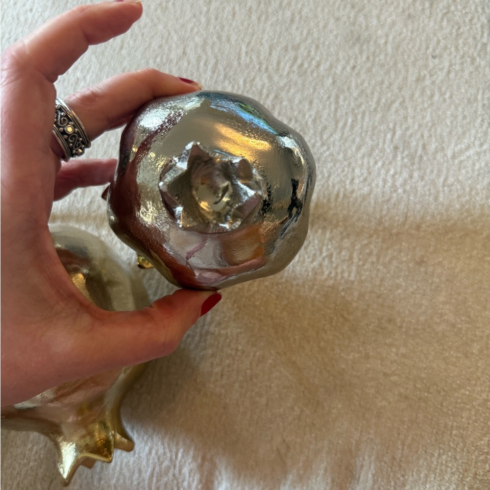 Ethan Allen Metallic Gold and Silver Pomegranate Pair Accent - Picture 3 of 5